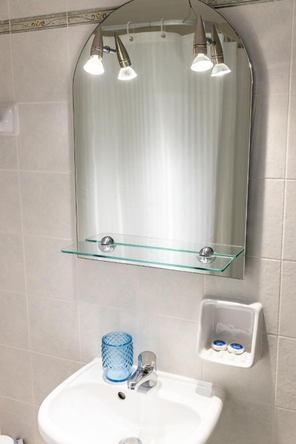 Hotel Dina Páros Zewnętrze zdjęcie